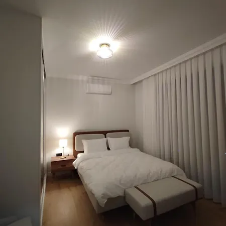 Kervan Saray Loft דירה קיירניה
